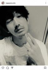 永山瑛太　「腫れひかない」左頬腫れた写真投稿に「辛そう」「腫れてもかっこ良いとは何ごと」の声