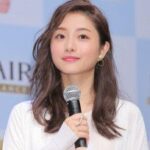 「えっ！？」石原さとみ３７歳の姿にネット二度見「信じられない」「ほんまに？」「悲鳴出た」「痩せた？」