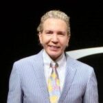 デーブ・スペクター、家族ぐるみで親交の曙さんは「あれだけ体が大きいけれども照れやさん」