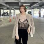 ４歳娘のママ・篠田麻里子、透け感「大人女子」の私服姿が話題「スタイル抜群」「めっちゃ上品」「おしゃれ」