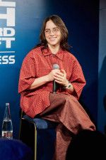 ビリー・アイリッシュ、原宿で50人限定トークイベント「14歳の初来日から大好きな国」　神対応にファン大感激